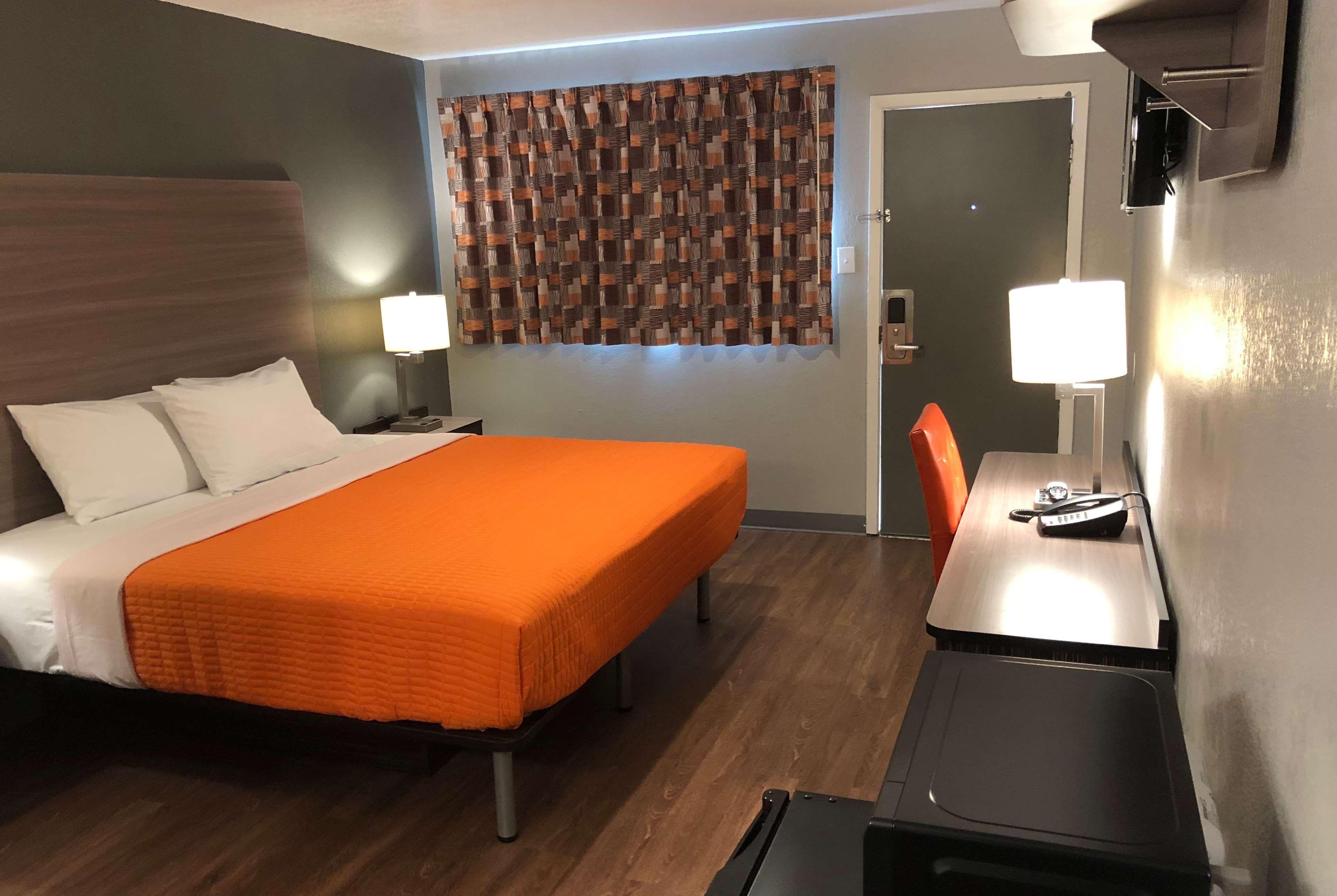 Super 8 By Wyndham Sonora Motel Dış mekan fotoğraf