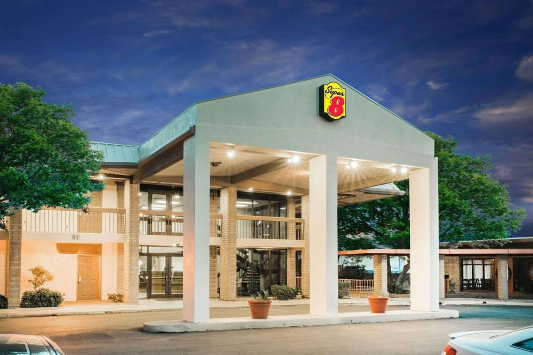 Super 8 By Wyndham Sonora Motel Dış mekan fotoğraf