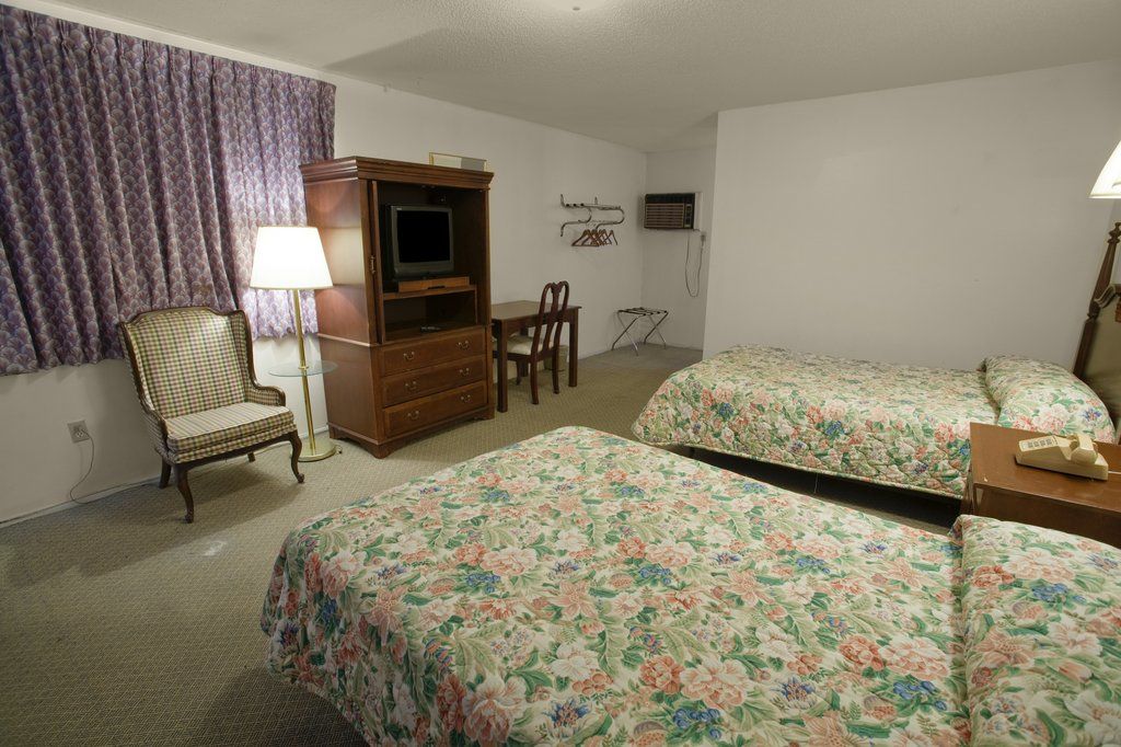 Super 8 By Wyndham Sonora Motel Dış mekan fotoğraf